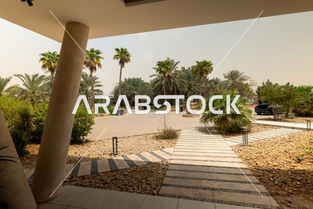 مراكز التسلية والترفيه والتسوق التجاري في مدينة الرياض، مشروع واجهة الرياض، اماكن الجلوس الخارجية في واجهه روشن في النهار، مكان ومنطقة ترفيهيه سياحية في المملكة العربية السعودية، أنشطة وفعاليات عائلية مسلية