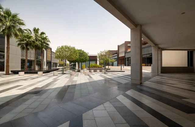 Riyadh Front Project, outdoor seating areas at the Roshan front during the day, a recreational and tourist area in the Kingdom of Saudi Arabia, entertaining family activities and events, entertainment and shopping centers in the city of Riyadh.