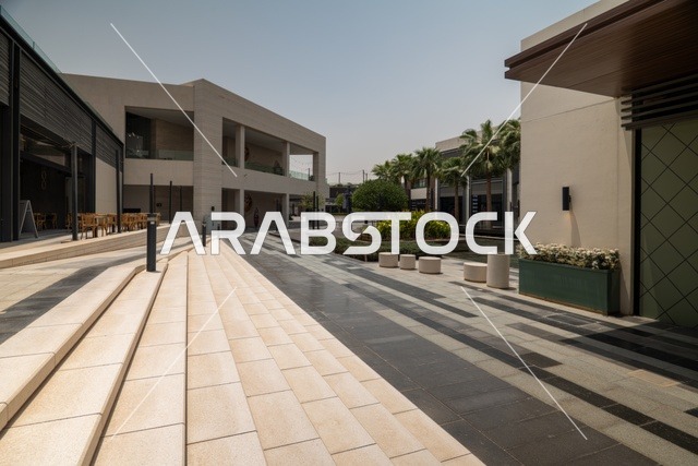 مشروع واجهة الرياض، اماكن الجلوس الخارجية في واجهه روشن في النهار، مكان ومنطقة ترفيهيه سياحية في المملكة العربية السعودية، أنشطة وفعاليات عائلية مسلية، مراكز التسلية والترفيه والتسوق التجاري في مدينة الرياض