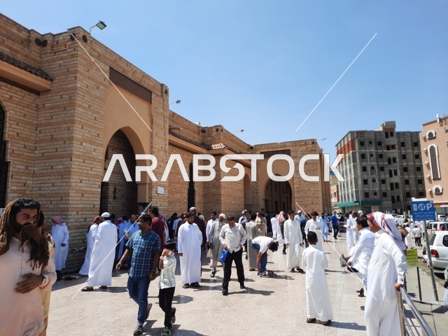 دعوة المسلمين للصلاة جماعة يوم الجمعة ،مسجد عداس التاريخي في الطائف، ومقاصد اسلامية مقدسة، العبادة والتقرب الى الله،  المعالم والمساجد الإسلامية والاثرية في السعودية