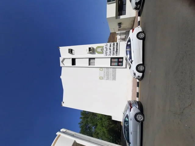 دعوة المسلمين للصلاة ، مسجد الجعرانة على طريق مكة ،الطائف خلال النهار، ، المعالم والمساجد الإسلامية والاثرية في السعودية، العبادة والتقرب الى الله