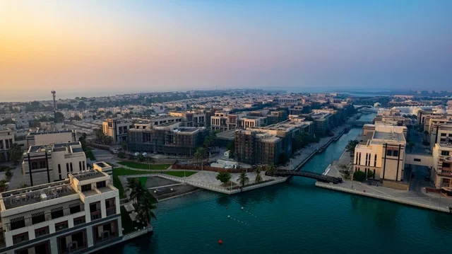 King Abdullah University of Science and Technology, modern architectural engineering art, famous landmarks in the Kingdom of Saudi Arabia.