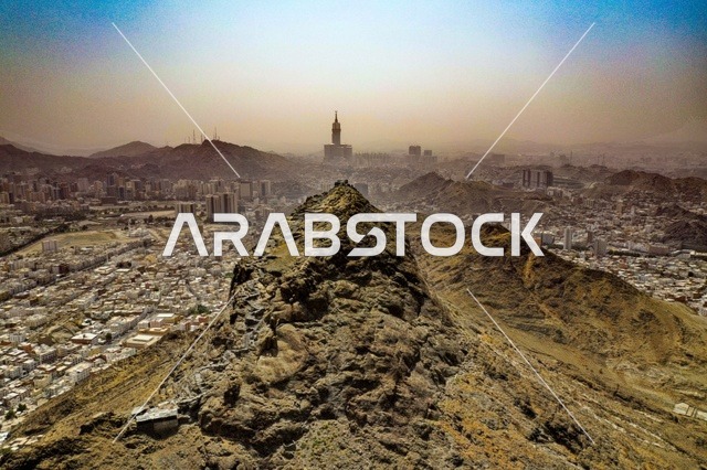 The tents area in Mina in Mecca, the holy city, the Hajj season, Islamic landmarks in the Kingdom of Saudi Arabia, the holy sites, neighborhoods of Mecca.