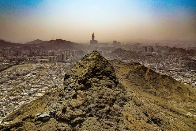 The tents area in Mina in Mecca, the holy city, the Hajj season, Islamic landmarks in the Kingdom of Saudi Arabia, the holy sites, neighborhoods of Mecca.