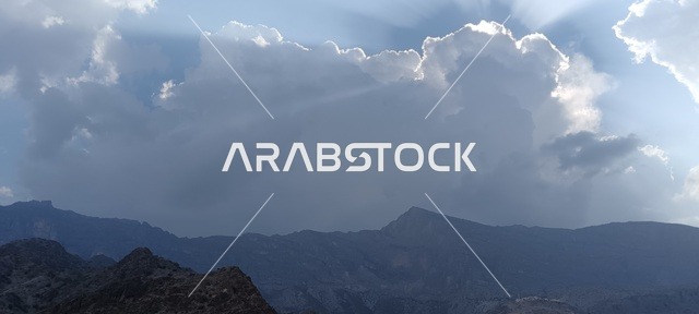 A village in the Sultanate of Oman, famous tourist attractions, ancient historical buildings.