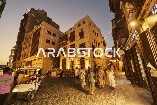 أسواق شعبية  في جدة، المعالم التاريخية في حي البلد، أماكن سياحية تراثية شعبية في المملكة العربية السعودية، الرواشين القديمه في المدينة التاريخية في جدة،  تصميم معماري عربي و إسلامي قديم،  مناطق جذب واستقطاب السياح