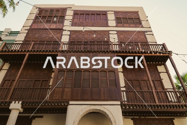 المعالم التاريخية في حي البلد، أماكن سياحية تراثية شعبية في المملكة العربية السعودية، الرواشين القديمه في المدينة التاريخية في جدة،  تصميم معماري عربي و إسلامي قديم، البيوت الأثرية في البلد التاريخي في جدة، مناطق جذب واستقطاب السياح