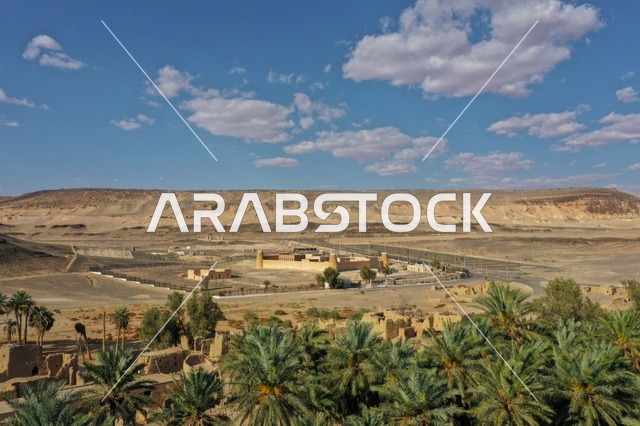 معالم سياحية مشهورة في المملكة العربية السعودية, المرتفعات الجبلية في الباحة في مكة المكرمة, الطبيعة الجبلية و التكوينات الصخرية, اماكن جذب و استقطاب السكان من كافة انحاء العالم, السماء الزرقاء الصافية، اماكن سياحية في السعودية