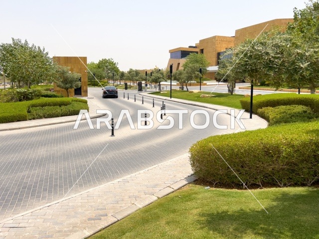 التصميم المعماري على الطراز الحديث ، الحي التجاري الحديث في العاصمة، حي ليسن فالي في الرياض، وجهة عصرية وراقية، مكاتب الشركات العالمية والمرافق التجارية والترفيهية، المطاعم والمقاهي الأنيقة ومناطق الفعاليات المفتوحة، أماكن ومساحات خضراء للمشي والاسترخاء