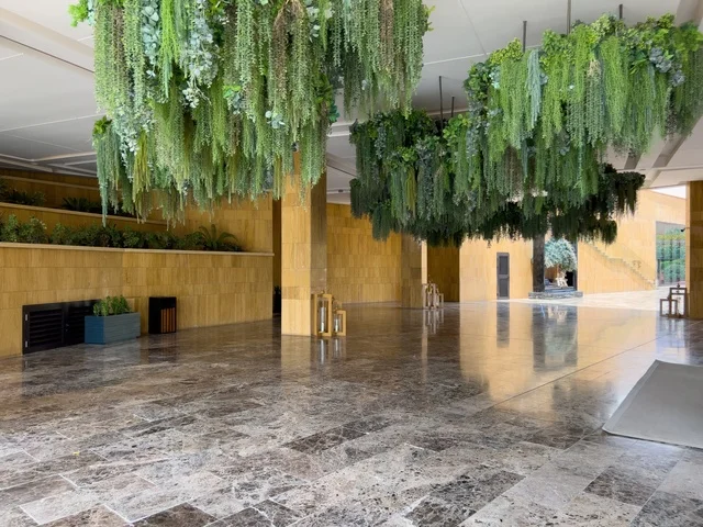 مكاتب الشركات العالمية والمرافق التجارية والترفيهية، وجهة عصرية وراقية، التصميم المعماري على الطراز الحديث ، الحي التجاري الحديث في العاصمة، حي ليسن فالي في الرياض، المطاعم والمقاهي الأنيقة ومناطق الفعاليات المفتوحة، أماكن ومساحات خضراء للمشي والاسترخاء