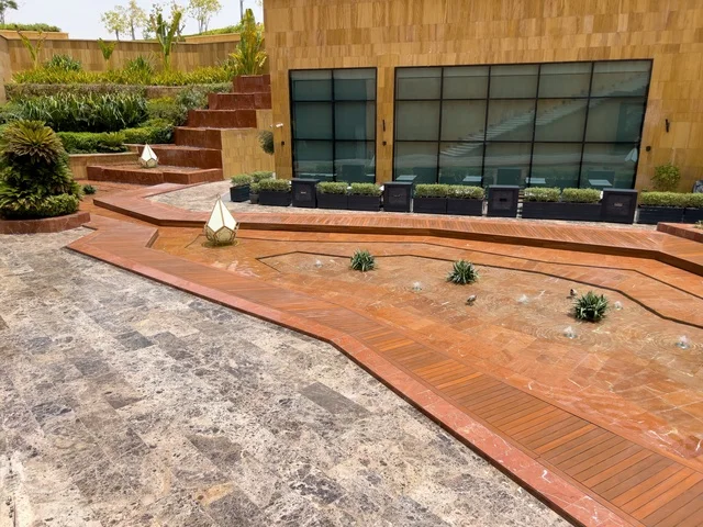 حي ليسن فالي في الرياض، مكاتب الشركات العالمية والمرافق التجارية والترفيهية، وجهة عصرية وراقية، التصميم المعماري على الطراز الحديث ، الحي التجاري الحديث في العاصمة، المطاعم والمقاهي الأنيقة ومناطق الفعاليات المفتوحة، أماكن ومساحات خضراء للمشي والاسترخاء