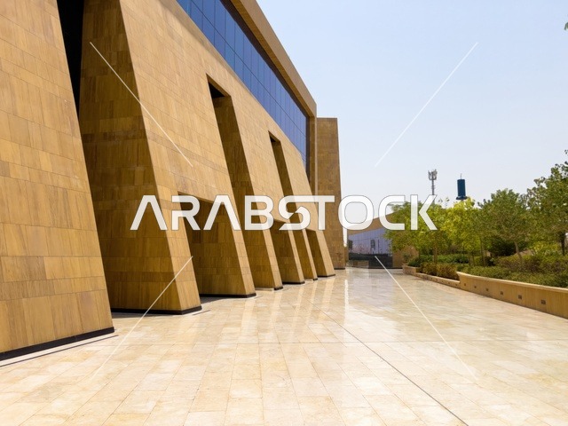 المطاعم والمقاهي الأنيقة ومناطق الفعاليات المفتوحة، حي ليسن فالي في الرياض، مكاتب الشركات العالمية والمرافق التجارية والترفيهية، وجهة عصرية وراقية، التصميم المعماري على الطراز الحديث ، الحي التجاري الحديث في العاصمة، أماكن ومساحات خضراء للمشي والاسترخاء