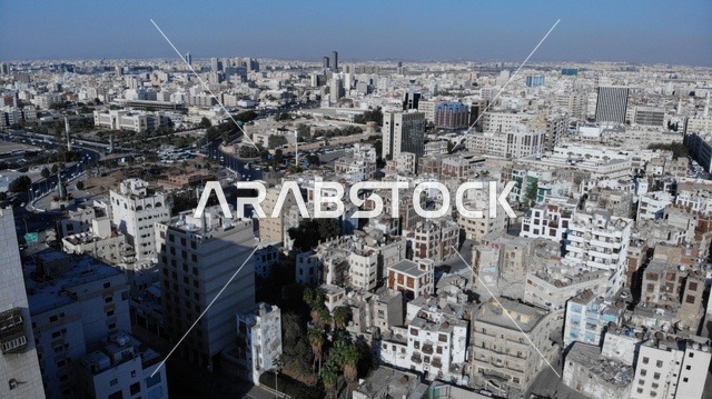مدينة جدة التاريخية ، المملكة العربية السعودية ، معالم تاريخية في جدة البلد ، البيوت والمباني التاريخية ، صورة درون للمباني الأثرية في البلد القديمة في مدينة جدة ،  أماكن سياحية تراثية شعبية، أحياء مدينة جدة القديمة، اماكن ومعالم اثرية قديمة في السعودية