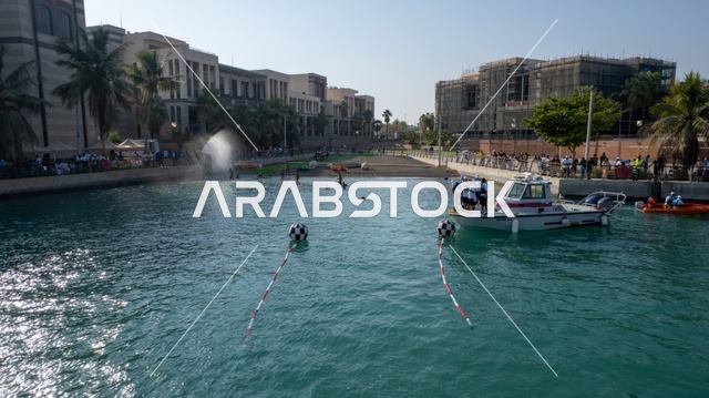 الفن الهندسي المعماري لجامعة الملك عبد الله للعلوم والتقنية، تصوير جوي لجامعة كاوست في مدينة ثول في جدة بالمملكة العربية السعودية، جامعة الملك عبد الله للعلوم والتقنية في ثول, صورة جويه، منارة جامعة الملك عبد الله، دليل لإرشاد السفن و البحارة في الليل.