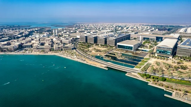 البحارة و دليل لإرشاد السفن، جامعة الملك عبد الله للعلوم والتقنية في ثول, الفن الهندسي المعماري لجامعة الملك عبد الله للعلوم والتقنية، تصوير جوي لجامعة كاوست في مدينة ثول في جدة بالمملكة العربية السعودية، صورة جويه، منارة جامعة الملك عبد الله.