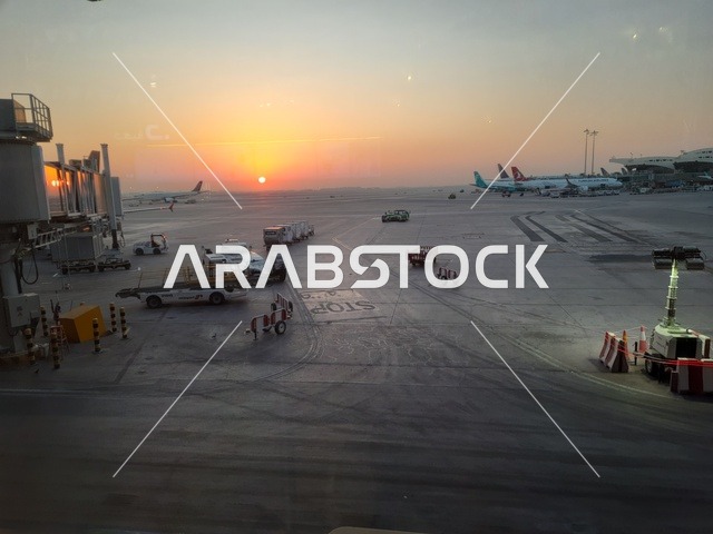 A fleet of aircraft at King Abdulaziz International Airport in Jeddah, tourism in Saudi Arabia, Saudi airlines and flight companies, the landing and takeoff runway, air transportation and communication means, providing advanced services for easy travel between countries, one of the most important air hubs in the Middle East.