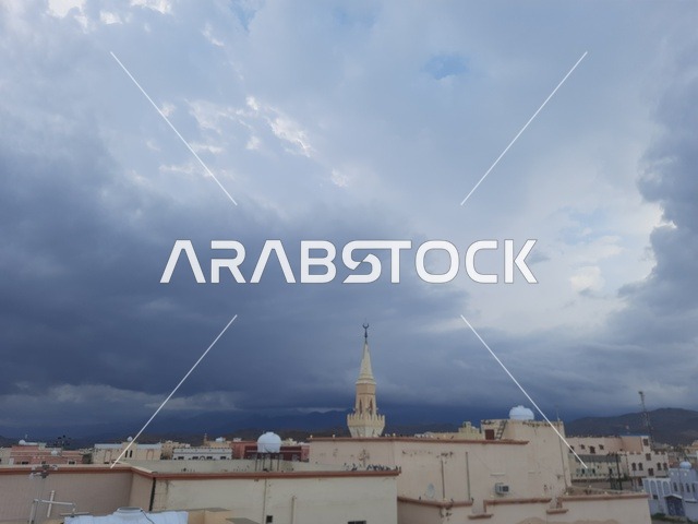 المعالم الدينية المقدسة في المناطق الجبلية, المنتزهات والحدائق الترفيهية في المملكة, الفن الهندسي المعماري لبناء المساجد في السعودية, التضاريس في القمم والمرتفعات الجبلية, أماكن السياحة في منطقة الحجرة في مدينة الباحة, الاستمتاع بالأجواء الهادئة في وقت الغروب