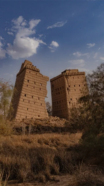 The historical archaeological buildings in the city of Najran in the Kingdom of Saudi Arabia, the interest in agriculture and afforestation, the ancient mud houses, the architectural engineering art in the old style, the famous tourist attractions.
