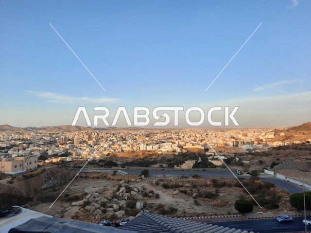 قضاء وقت ممتع في المطاعم والمتنزهات، المدينة العالية في منطقة أبها في عسير، الطبيعة الخضراء والحدائق، وجهة ترفيهية وسياحية متميزة، أماكن طبيعية للمغامرات ورحلات السفاري في السعودية