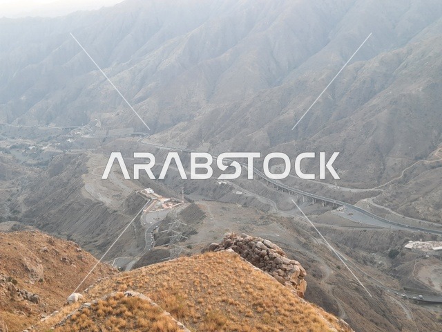 The high city in the Abha region of Asir, with rocky mountainous terrain, mountain ranges, and high peaks, offers a great time in restaurants and parks, green nature and gardens, a distinguished recreational and tourist destination, and natural places for adventures and safari trips in Saudi Arabia.
