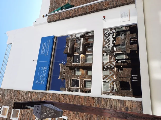 جولة في قرية رجال ألمع التراثية في منطقة عسير ، بيوت اثرية تاريخية قديمة ، معالم محافظة رجال ألمع السياحية ، أماكن تاريخية مشهورة في المملكة العربية السعودية