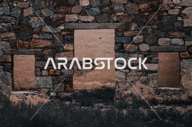 The archaeological tourist attractions in Saudi Arabia, the historic military fortress of Shamsan in the city of Abha in the Asir region, is built from stones and trunks of juniper trees.