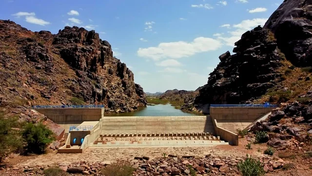 منطقة لتخزين المياه، سد وادي المسيرق في خيبر الجنوب ، منطقة عسير ، الطبيعة الجبلية القاسية ، القمم والمرتفعات والتضاريس ، معالم تاريخية اثرية بالمملكة العربية السعودية، خلفية الطبيعة