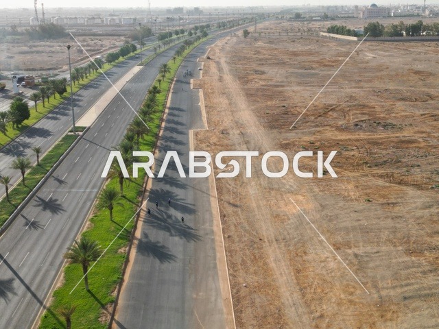 حركة السيارات في الشوارع والطرق الاسفلتية المعبدة، فعاليات وسباقات الدراجات، أنشطة بدنية متنوعة، المعالم الطبيعية في مدينة تبوك، الأماكن السياحية المشهورة في المملكة العربية السعودية ، المحافظة على الصحة واللياقة الجسدية