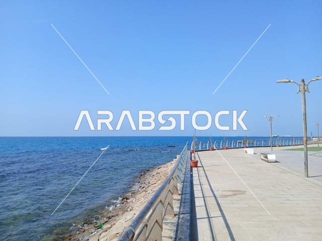 المدن الساحلية بمكة المكرمة ، الواجهة البحرية في محافظه الليث بمنطقه مكه المكرمه, المناطق والمعالم السياحية المشهورة, كورنيش الوسقه على البحر الاحمر في النهار