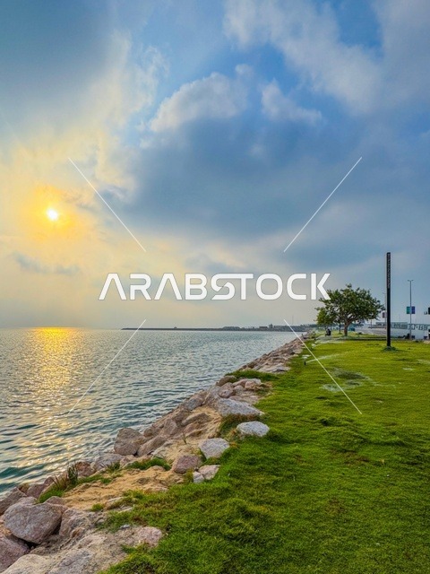 الواجهة البحريه وكورنيش الدمام،أماكن ومعالم ترفيهية عائلية، وجهه سياحية لجذب السياح إلى المملكة العربية السعودية، الأعمال الفنية الهندسية المعمارية وسط الطبيعة البحرية