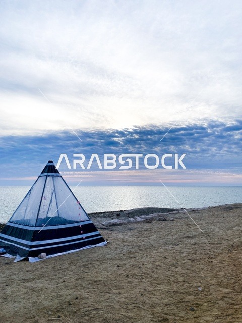 وجهه سياحية لجذب السياح إلى المملكة العربية السعودية، الواجهة البحريه وكورنيش الدمام،أماكن ومعالم ترفيهية عائلية، الأعمال الفنية الهندسية المعمارية وسط الطبيعة البحرية