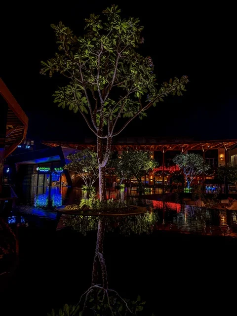 أماكن سياحية في مدينة الخبر بالمملكة العربية السعودية ، جلسات رائعة وهادئة ، تصاميم وديكورات مميزة ، السياحة في السعودية ، مطاعم وكافيهات أجدان ووك في الخبر بالسعودية