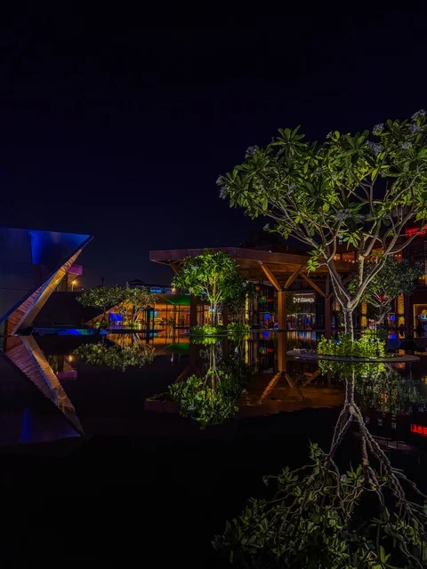 مطاعم وكافيهات أجدان ووك في الخبر بالسعودية، أماكن سياحية في مدينة الخبر بالمملكة العربية السعودية ، جلسات رائعة وهادئة ، تصاميم وديكورات مميزة ، السياحة في السعودية