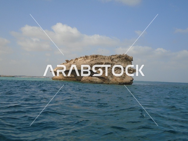 قضاء وقت ممتع في المدن الساحلية،  جزيرة فرسان جنوب البحر الأحمر بمنطقة جازان في المملكة العربية السعودية ، وجهات سياحية في السعودية ، جزر منطقة جازان .