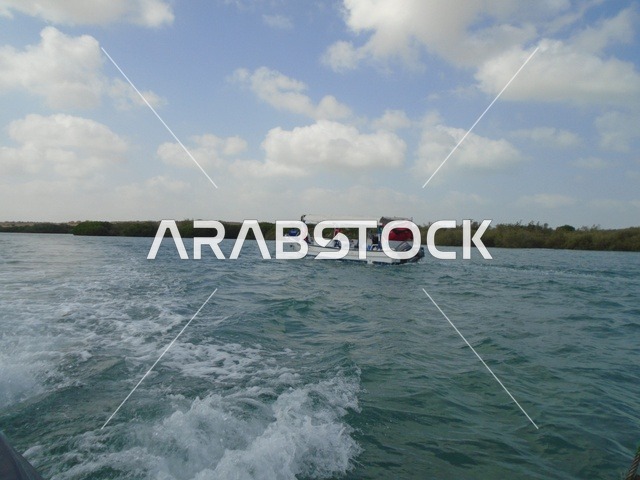 منطقة طبيعية مشهورة لجذب واستقطاب السائحين من أنحاء العالم، جزيرة فرسان جنوب البحر الأحمر بمنطقة جازان في المملكة العربية السعودية ، وجهات سياحية في السعودية ، جزر منطقة جازان .