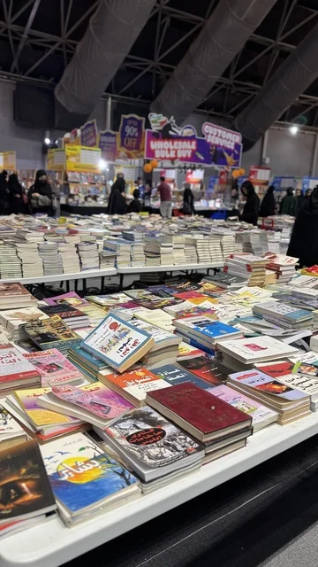 Spending enjoyable times buying useful novels for learning and culture, a collection of educational books and novels inside the International Book Fair in Jeddah on December 16, 2025. Visitors from different age groups interacted, showcasing the exhibitions of the Kingdom of Saudi Arabia, attracting and drawing tourists from around the world, and the events of the Riyadh Season.