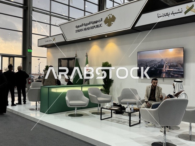 جناح لرجال اعمال سوريين في معرض "صُنع في السعودية 2025"، حدث صناعي بارز يهدف إلى تعزيزالخدمات الوطنية السعودية، إبراز جودة وتنوع الصناعات الوطنية وابتكاراتها،  يحمل المعرض شعار "نصنع التمكين"، هيئة تنمية الصادرات السعودية، 2025 في مركز الرياض للمعارض