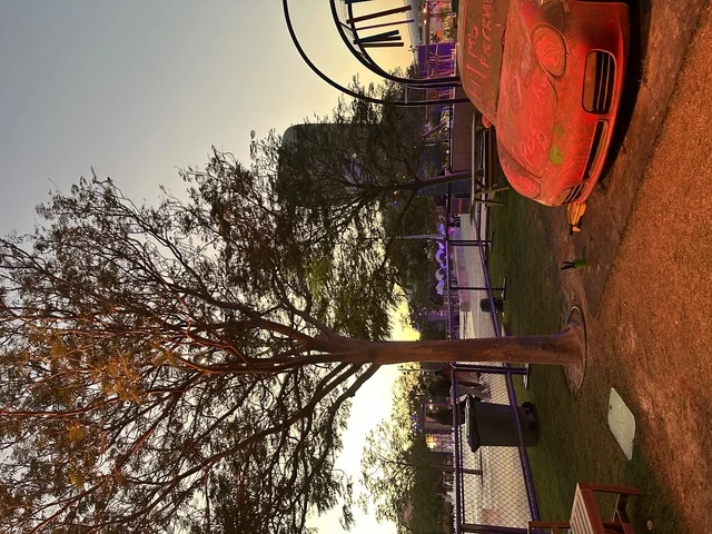 The use of visual technologies to enhance creative experiences in Jubail Industrial City, management of quality events, employing contemporary art in seasonal entertainment destinations, activities of the Wonders Hills Festival in Jubail Industrial City in the Eastern Province, visitor interaction with sculptural artworks.