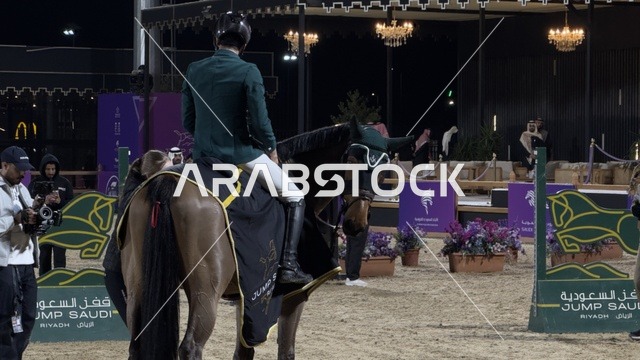 ركوب الخيل في يوم التطوع، مناسبة لشكر المتطوعين على جهودهم والتوعية بمساهماتهم في المجتمع، المملكة العربية السعودية، يوم التطوع العالمي 2025 في مركز الملك عبد العزيز الثقافي العالمي (إثراء)، زيادة الوعي العام حول أهمية العمل التطوعي في التنمية الاجتماعية