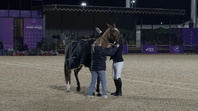 مناسبة لشكر المتطوعين على جهودهم والتوعية بمساهماتهم في المجتمع، المملكة العربية السعودية، يوم التطوع العالمي 2025 في مركز الملك عبد العزيز الثقافي العالمي (إثراء)، زيادة الوعي العام حول أهمية العمل التطوعي في التنمية الاجتماعية، ركوب الخيل في يوم التطوع