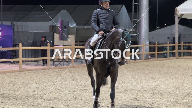 مهارة ركوب الخيل في يوم التطوع، مناسبة لشكر المتطوعين على جهودهم والتوعية بمساهماتهم في المجتمع، المملكة العربية السعودية، يوم التطوع العالمي 2025 في مركز الملك عبد العزيز الثقافي العالمي (إثراء)، زيادة الوعي العام حول أهمية العمل التطوعي في التنمية الاجتماعية