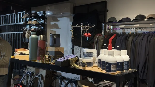 مكان عرض الملابس في يوم التطوع،  فعاليات مهرجان تلال العجائب بمدينة الجبيل الصناعية بالمنطقة الشرقية،مناسبة لشكر المتطوعين على جهودهم والتوعية بمساهماتهم في المجتمع، المملكة العربية السعودية، يوم التطوع العالمي 2025 في مركز الملك عبد العزيز الثقافي العالمي (إثراء)، زيادة الوعي العام حول أهمية العمل التطوعي في التنمية الاجتماعية