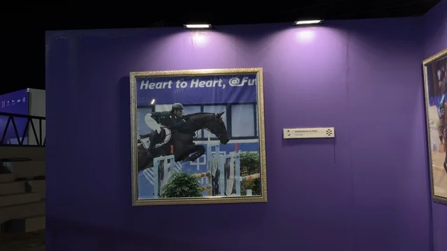 لوحة فنية لمهارة ركوب الخيل فى يوم التطوع، مناسبة لشكر المتطوعين على جهودهم والتوعية بمساهماتهم في المجتمع، المملكة العربية السعودية، يوم التطوع العالمي 2025 في مركز الملك عبد العزيز الثقافي العالمي (إثراء)،  فعاليات مهرجان تلال العجائب بمدينة الجبيل الصناعية بالمنطقة الشرقية، زيادة الوعي العام حول أهمية العمل التطوعي في التنمية الاجتماعية