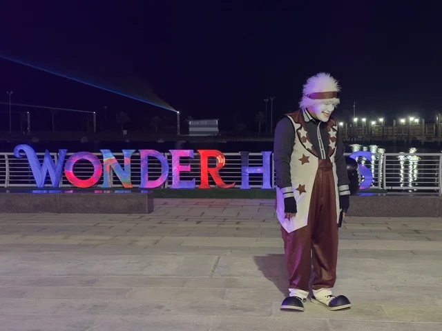 شخصيات كرتونية بإطلالة فنية متحركة، عروض تفاعلية ضوئية مبتكرة للعائلات والزوار، أنشطة ترفيهية وتعليمية متنوعة ، فعاليات مهرجان تلال العجائب 2025 بمدينة الجبيل الصناعية بالمنطقة الشرقية ، وجهة سياحية للعائلات والزوار