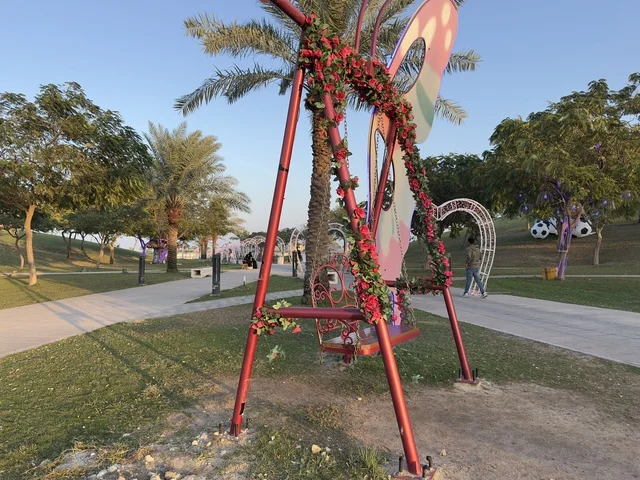 أرجوحة العجائب، أنشطة ترفيهية متنوعة فى مهرجان تلال العجائب 2025 بمدينة الجبيل الصناعية بالمنطقة الشرقية ، وجهة سياحية للعائلات والزوار