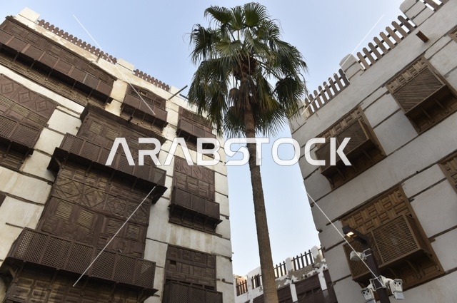 جدة البيوت الأثرية في البلد التاريخي في جدة, أماكن سياحية تراثية شعبية في المملكة العربية السعودية، المعالم التاريخية في حي البلد، الرواشين القديمه في المدينة التاريخية في جدة بتصميم معماري عربي و إسلامي قديم