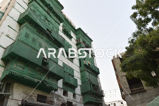 المباني الأثرية في البلد التاريخي في مدينة جدة، الرواشين القديمه في المدينة التاريخية في جدة بتصميم معماري عربي و إسلامي قديم ، أماكن سياحية تاريخية في المملكة العربية السعودية ، معالم تاريخية في جدة البلد ، معالم أثرية في اليونسكو ، مدينة جدة التاريخية