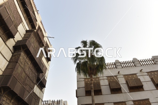 معالم تاريخية في جدة البلد ، المباني الأثرية في البلد التاريخي في مدينة جدة، الرواشين القديمه في المدينة التاريخية في جدة بتصميم معماري عربي و إسلامي قديم ، أماكن سياحية تاريخية في المملكة العربية السعودية ، معالم أثرية في اليونسكو ، مدينة جدة التاريخية