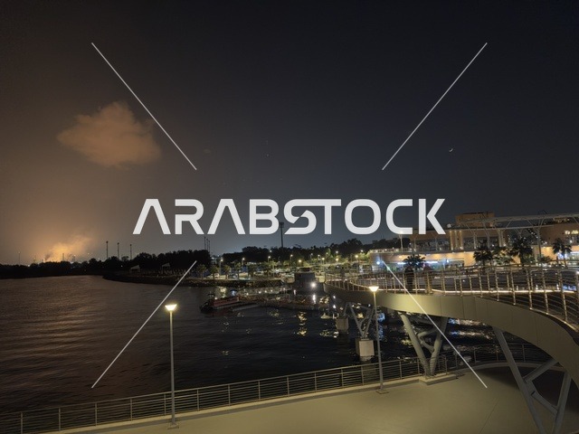 ممشي فى مجمع ذا موف بمدينة الجبيل الصناعية  في المنطقة الشرقية، تجربة تسوق وترفيه متكاملة،  وجهة ترفيهية عصرية لكورنيش الجبيل ، مقاهي ومطاعم للعائلات والشباب، أجواء نابضة بالحياة لعام ٢٠٢٥