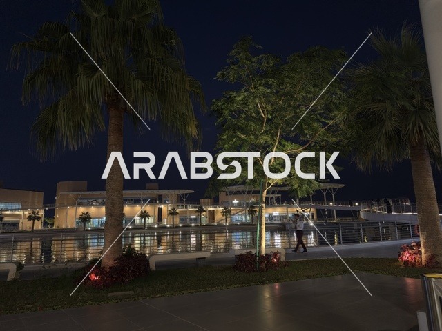 أجواء نابضة بالحياة لعام ٢٠٢٥ ، مقاهي ومطاعم للعائلات والشباب، ممشي فى مجمع ذا موف بمدينة الجبيل الصناعية  في المنطقة الشرقية، تجربة تسوق وترفيه متكاملة،  وجهة ترفيهية عصرية لكورنيش الجبيل